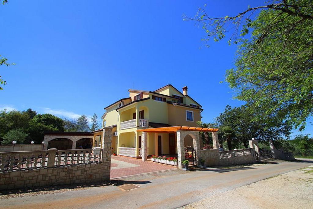 Apartments Catic Umag Exterior photo
