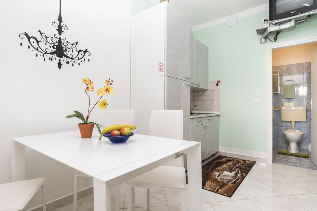 Apartments Catic Umag Exterior photo