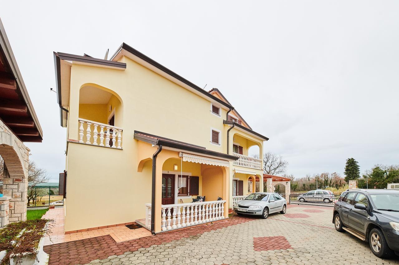 Apartments Catic Umag Exterior photo