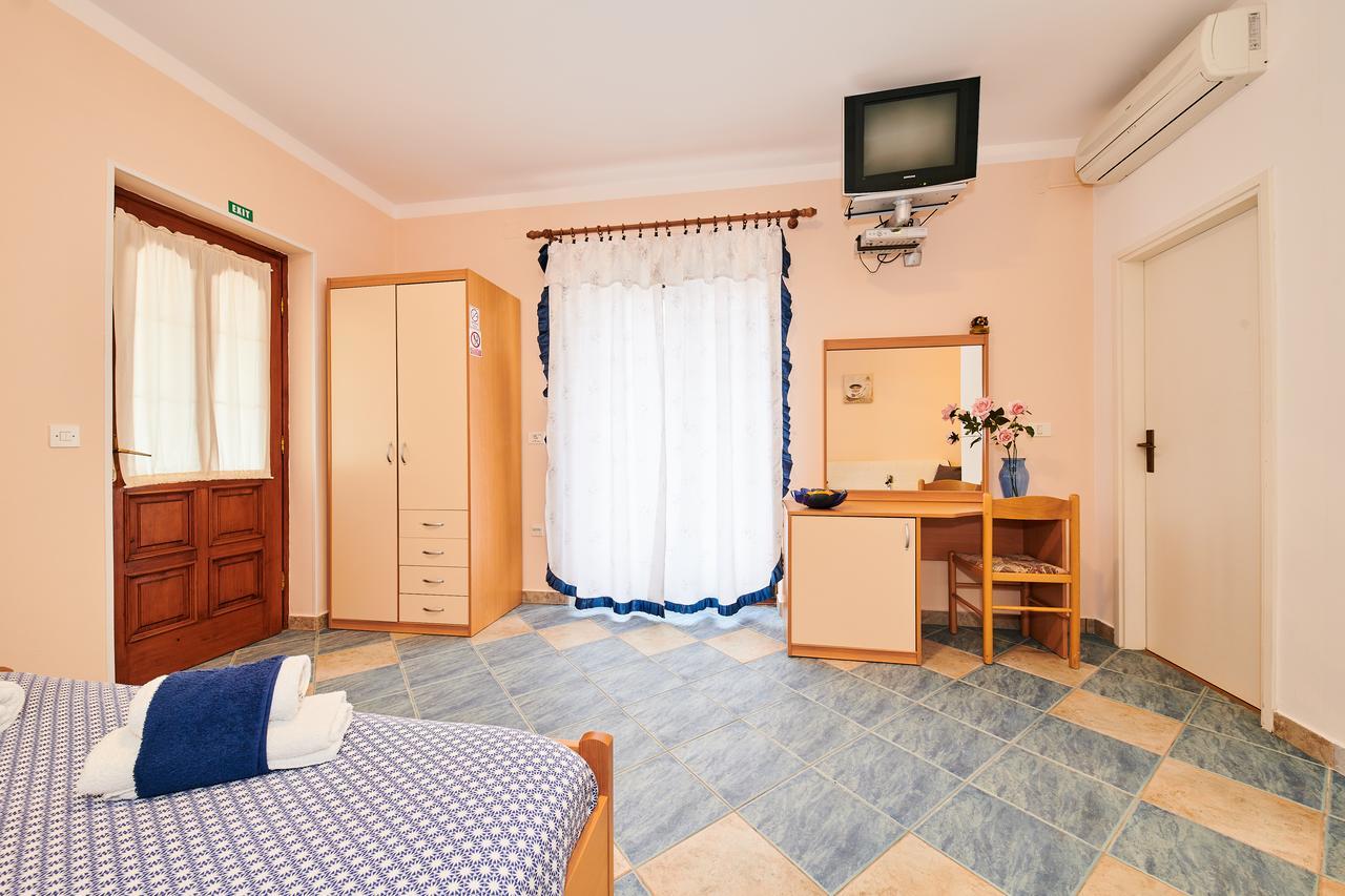Apartments Catic Umag Exterior photo