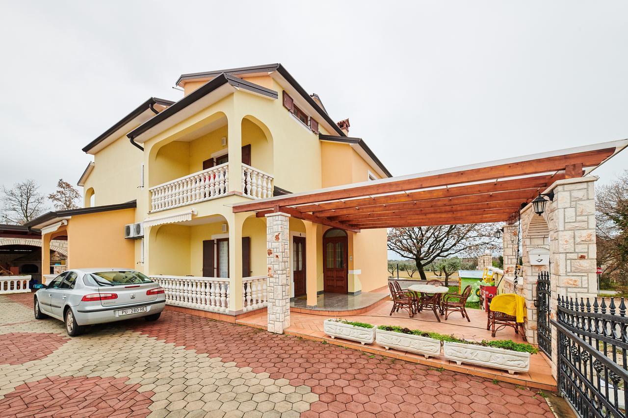 Apartments Catic Umag Exterior photo